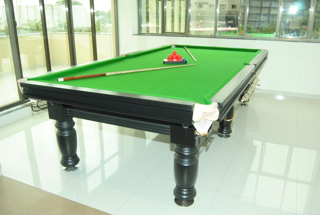 Hotel City Heart Shirdi Extérieur photo