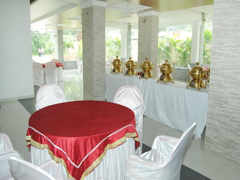 Hotel City Heart Shirdi Extérieur photo